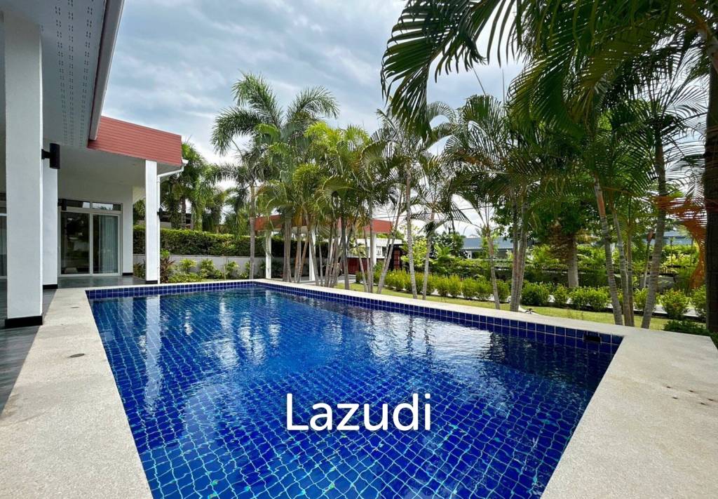 BLACK LOTUS : Quality 4 Bed Pool Villa