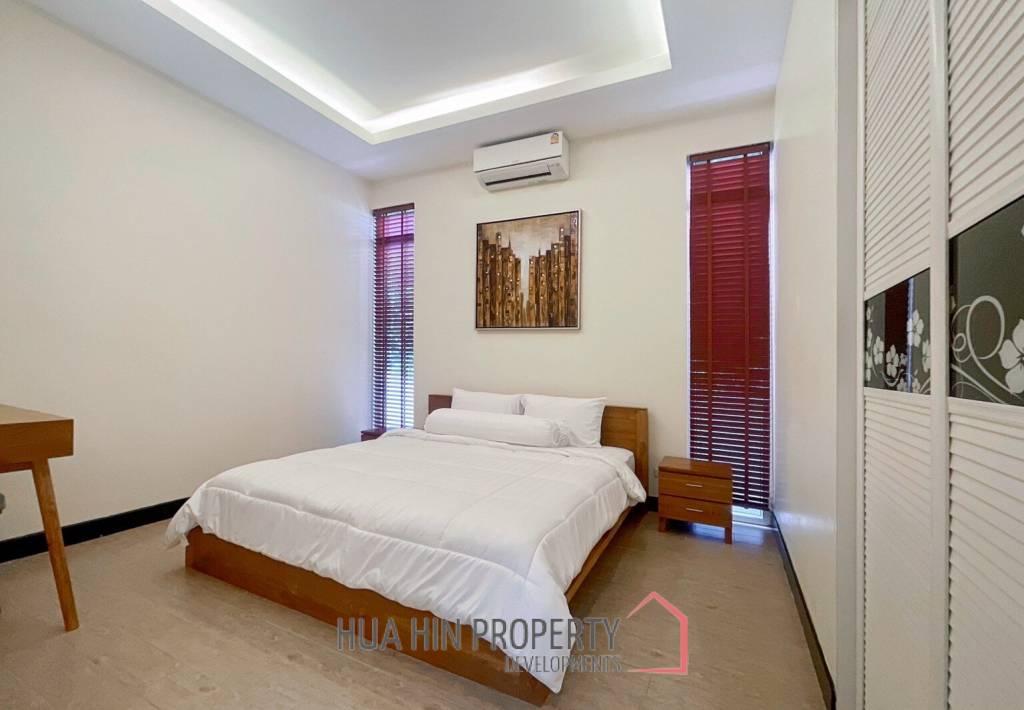 BLACK LOTUS : Quality 4 Bed Pool Villa