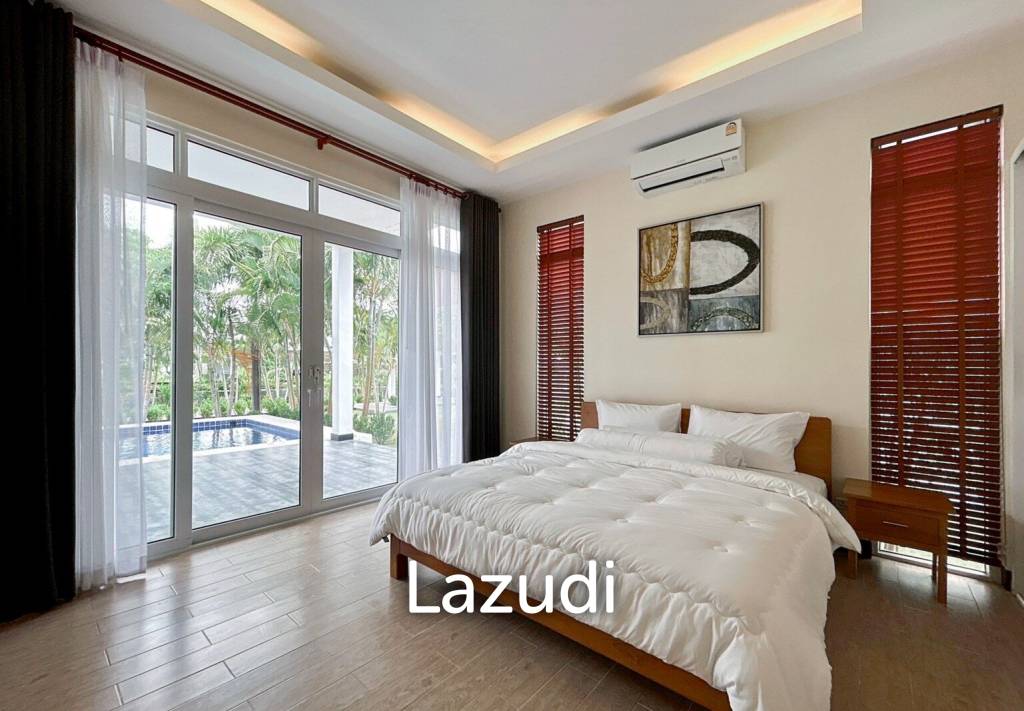 BLACK LOTUS : Quality 4 Bed Pool Villa