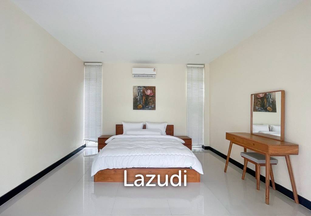 BLACK LOTUS : Quality 4 Bed Pool Villa