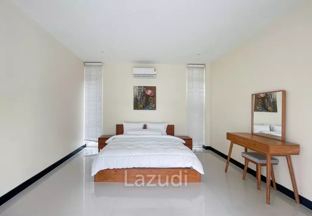 BLACK LOTUS : Quality 4 Bed Pool Villa