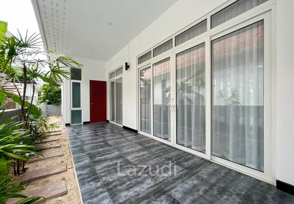 BLACK LOTUS : Quality 4 Bed Pool Villa