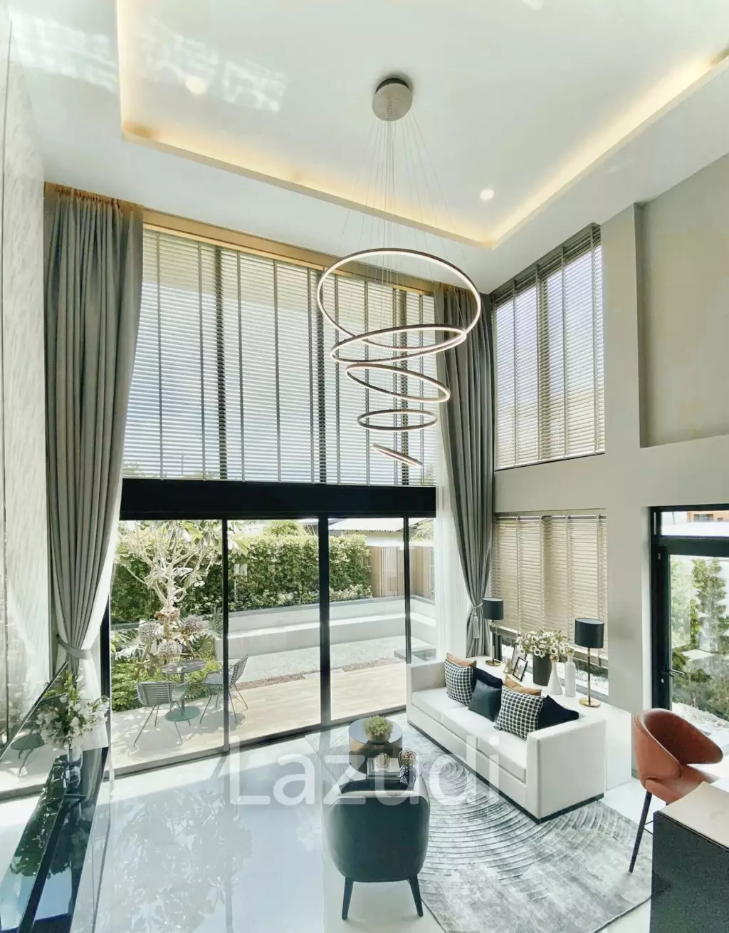 3 Bed 4 Bath 292 SQ.M Baan Mayfair Ladprao 71