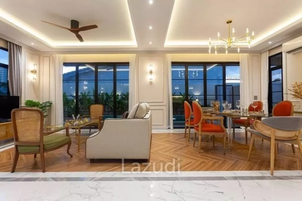 3 Bed 4 Bath 380 SQ.M Pool Villa in Jomtien