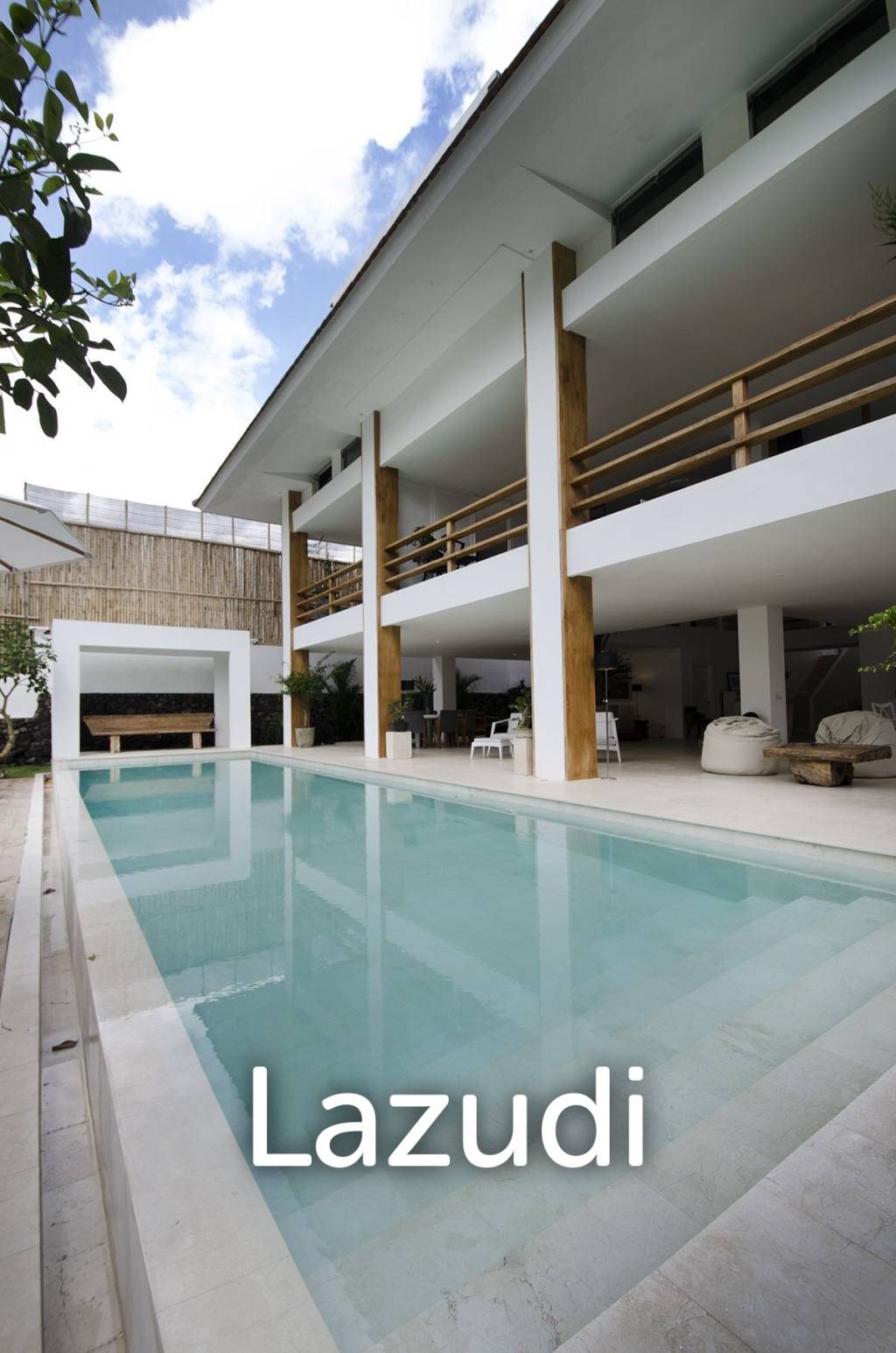 Mediterranean villa walking distance to Pererenan Beach
