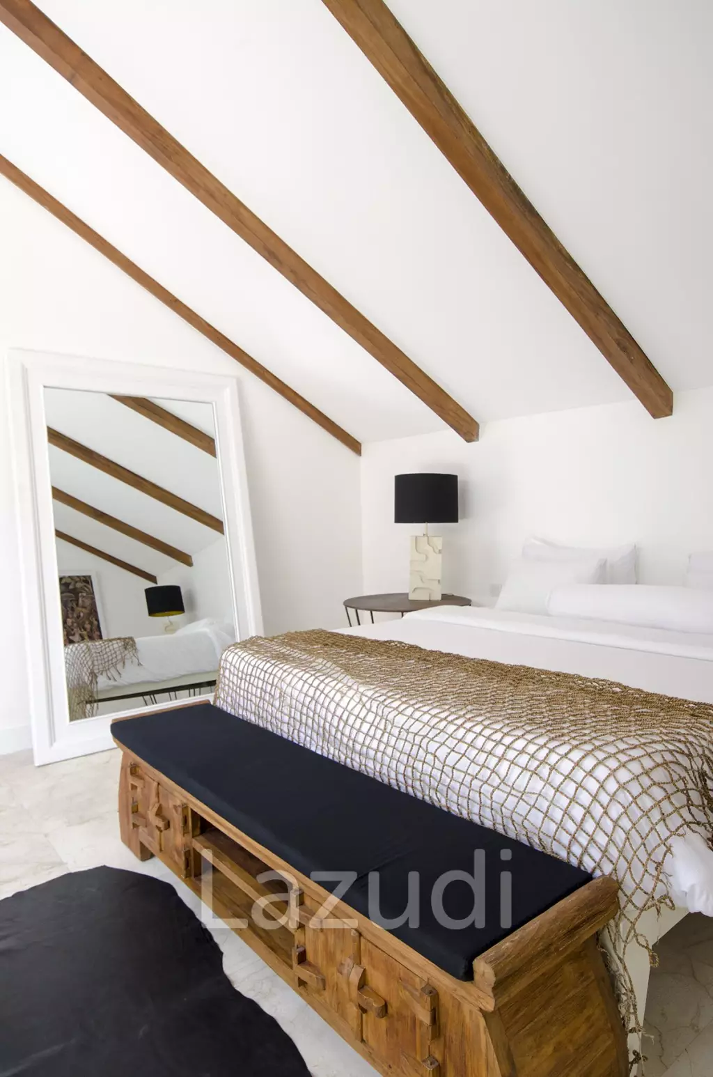 Mediterranean villa walking distance to Pererenan Beach