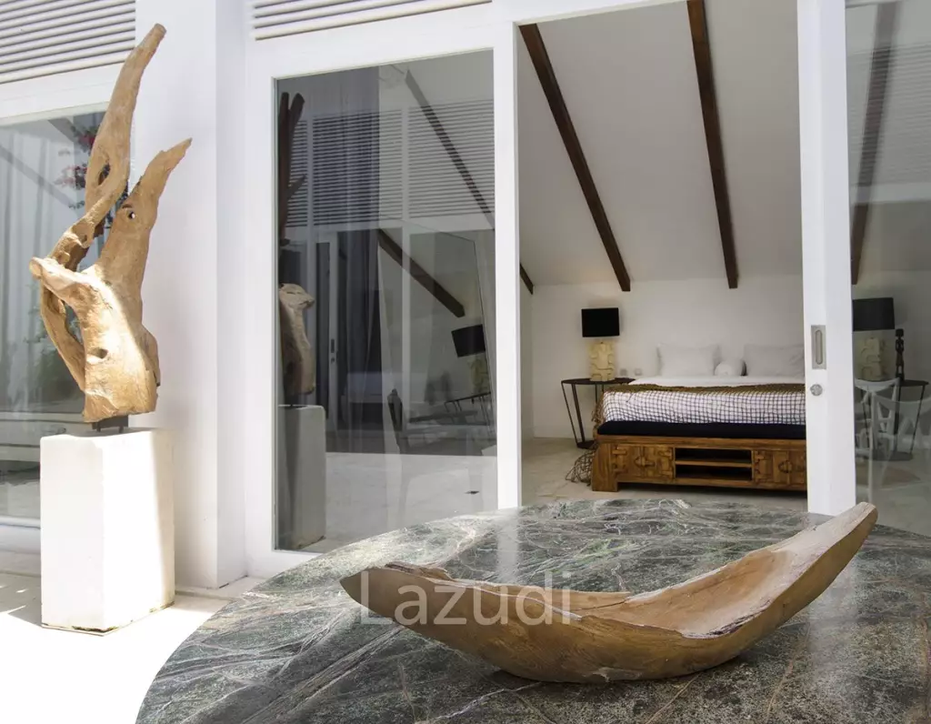 Mediterranean villa walking distance to Pererenan Beach
