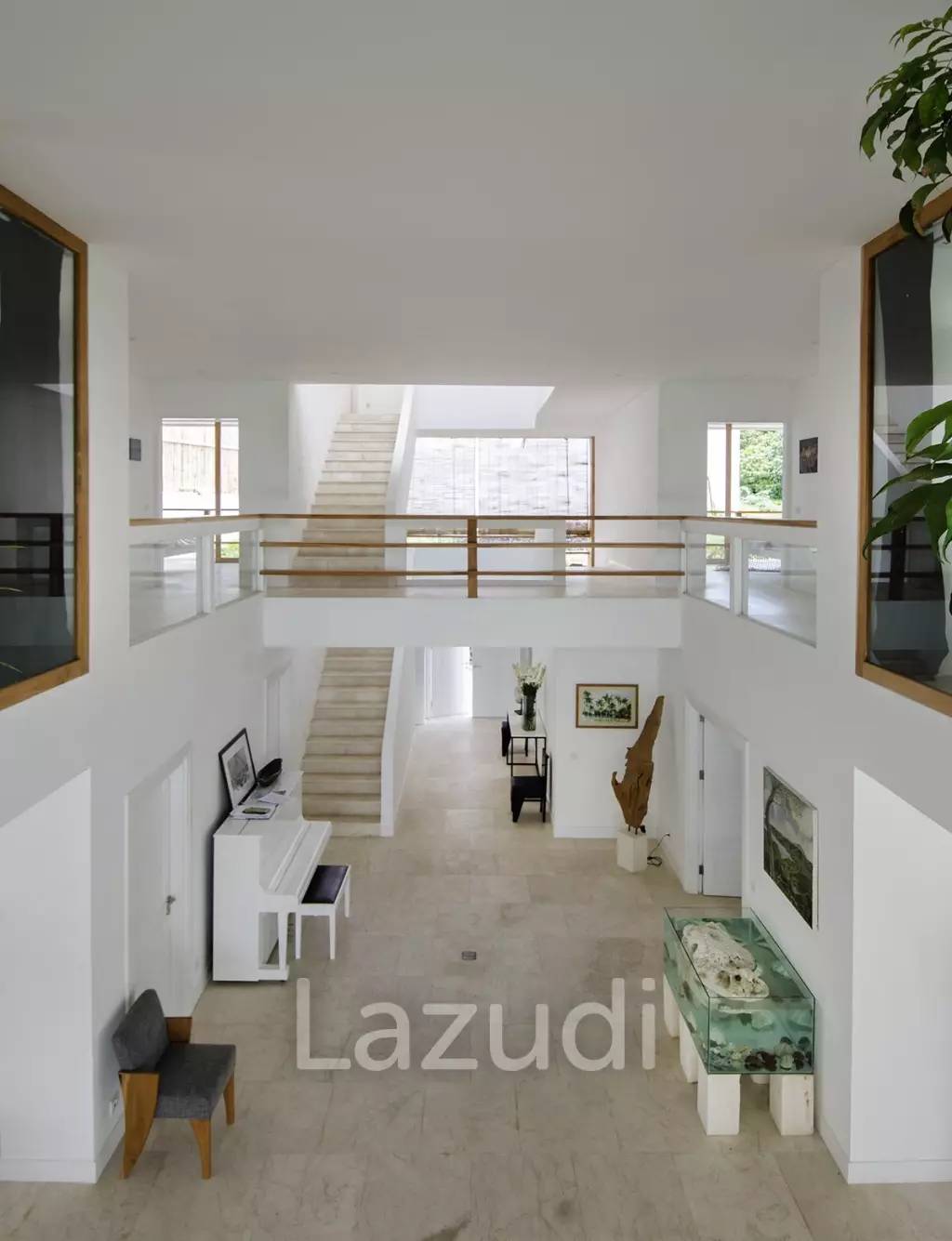 Mediterranean villa walking distance to Pererenan Beach