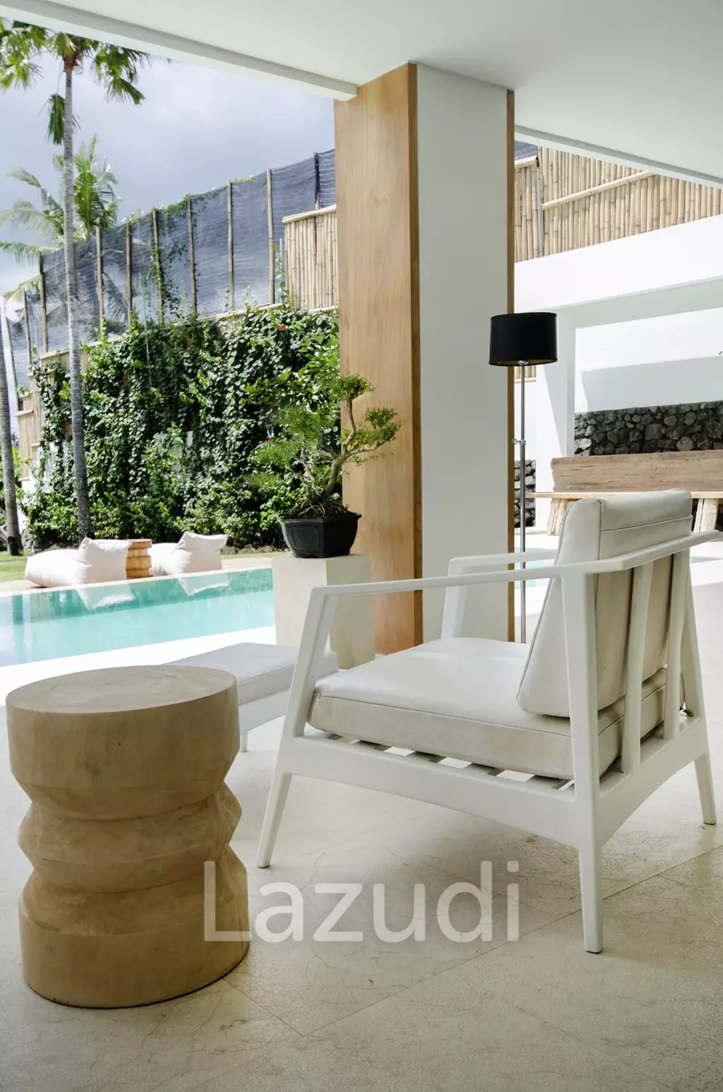 Mediterranean villa walking distance to Pererenan Beach