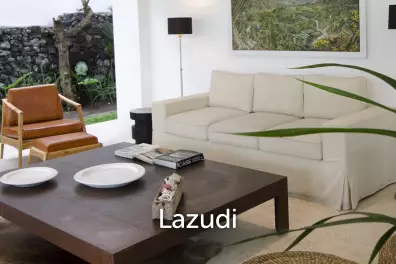 Mediterranean villa walking distance to Pererenan Beach