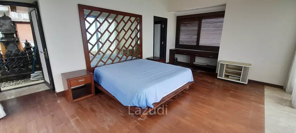 Freehold villa with unobstructed Ocean views in Nusa Dua