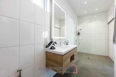 Palm Garden : 5 Bed 4 Bath Pool Villa
