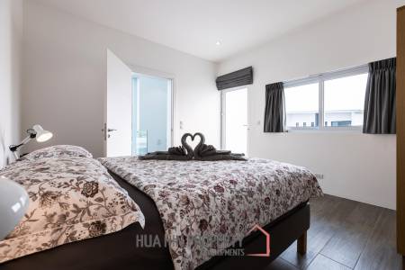 Palm Garden : 5 Bed 4 Bath Pool Villa