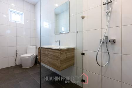 Palm Garden : 5 Bed 4 Bath Pool Villa