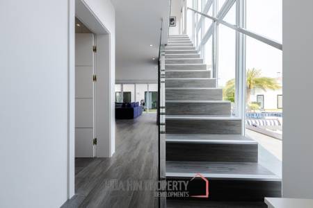 Palm Garden : 5 Bed 4 Bath Pool Villa