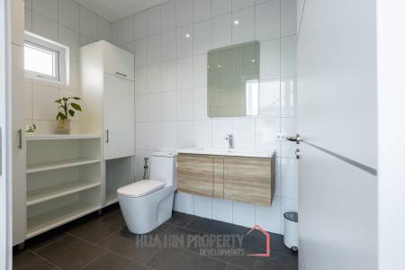 Palm Garden : 5 Bed 4 Bath Pool Villa