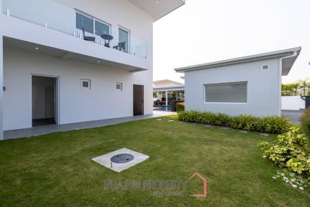 Palm Garden : 5 Bed 4 Bath Pool Villa