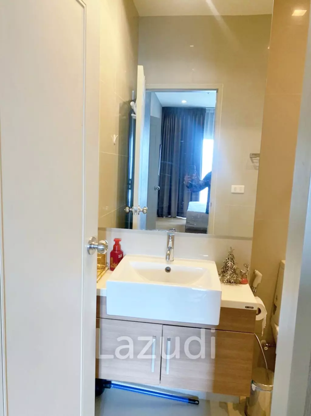 1 Bedroom 1 Bathroom 44 SQ.M Noble Reveal