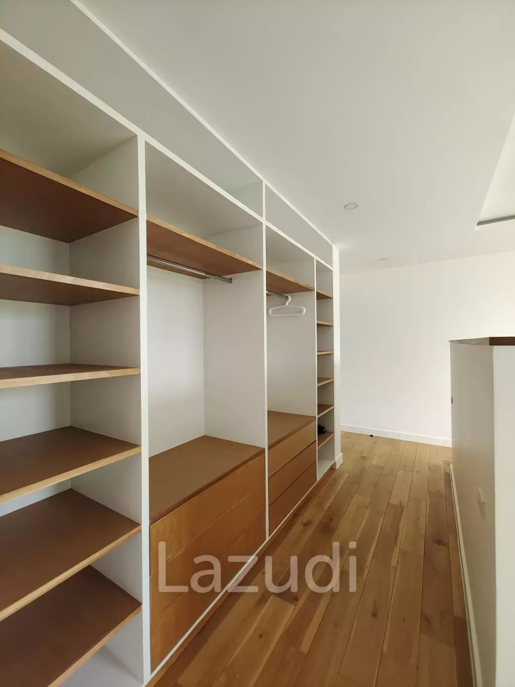 AMAZING PRIVATE 4 BEDROOM POOL VILLA IN LAGUNA