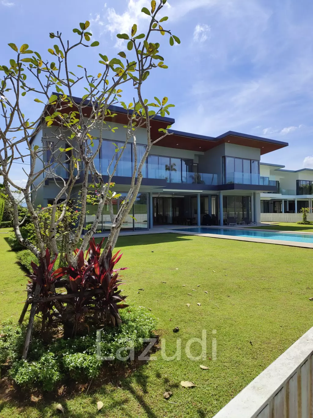 AMAZING PRIVATE 4 BEDROOM POOL VILLA IN LAGUNA