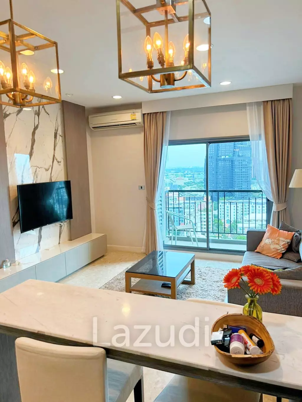 1 Bed 1 Bath 55 SQ.M The Crest Sukhumvit 34