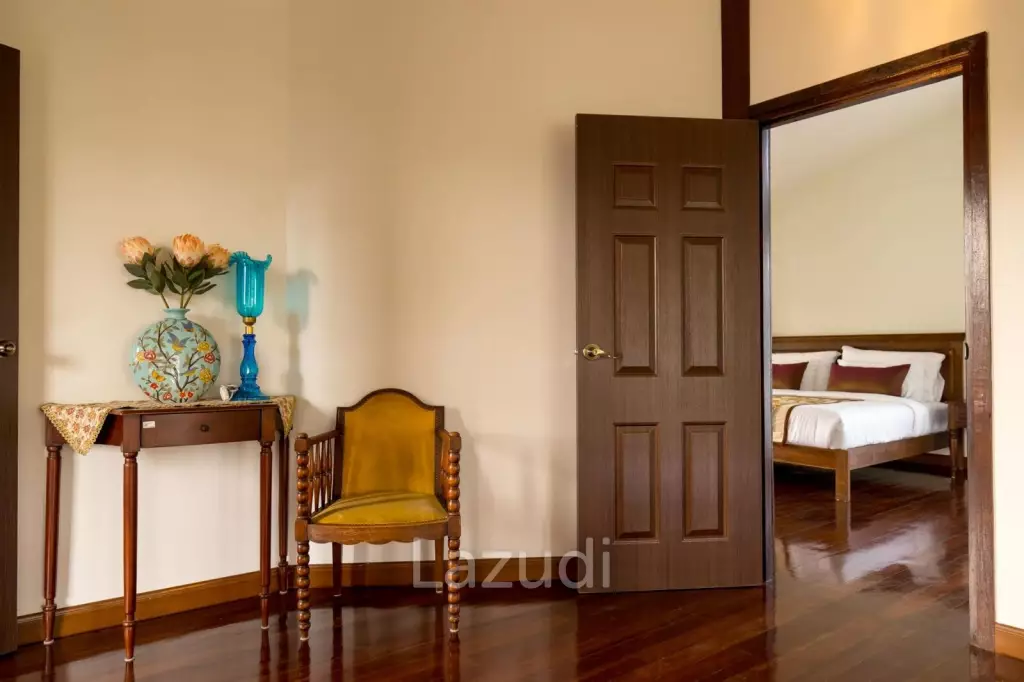 4 Bedroom 500 SQ.M Pool Villa in Saraphi