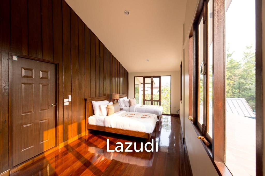4 Bedroom 500 SQ.M Pool Villa in Saraphi