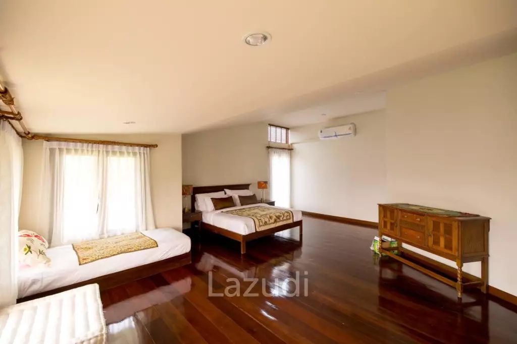 4 Bedroom 500 SQ.M Pool Villa in Saraphi