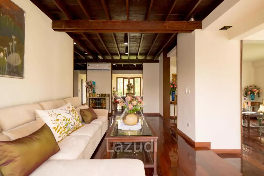 4 Bedroom 500 SQ.M Pool Villa in Saraphi