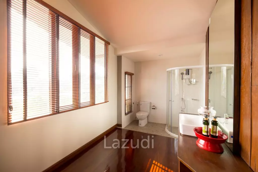 4 Bedroom 500 SQ.M Pool Villa in Saraphi