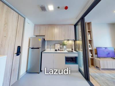 Modern Condo with Balcony in Prime Bangkok Location
