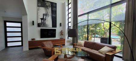 Casa Daeng - Duplex Condo in Detached House