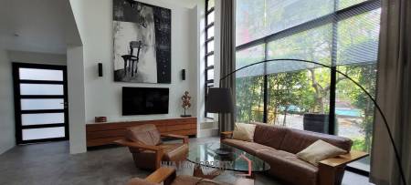 Exceptional 4-Bedroom Freehold Duplex Condo in Casa Dang Hua Hin