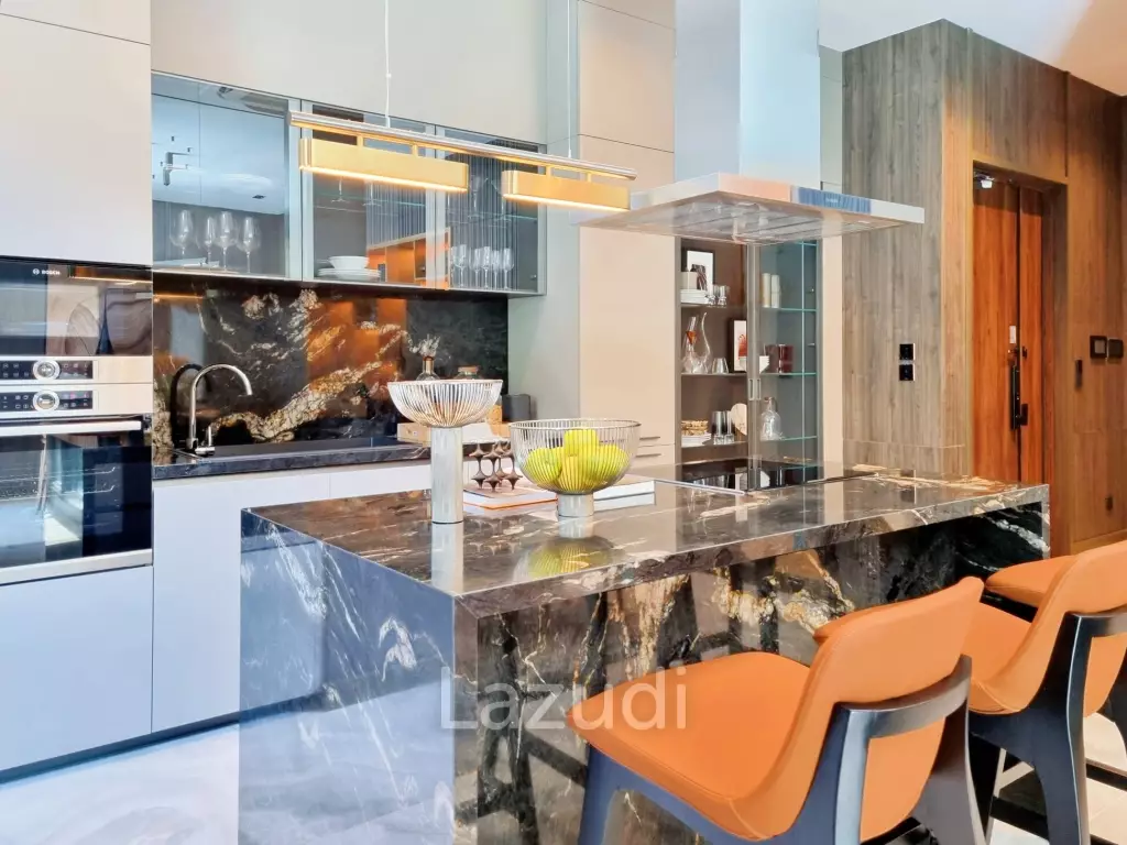 4 Bed 7 Bath 846 SQ.M Ninety-Five East One