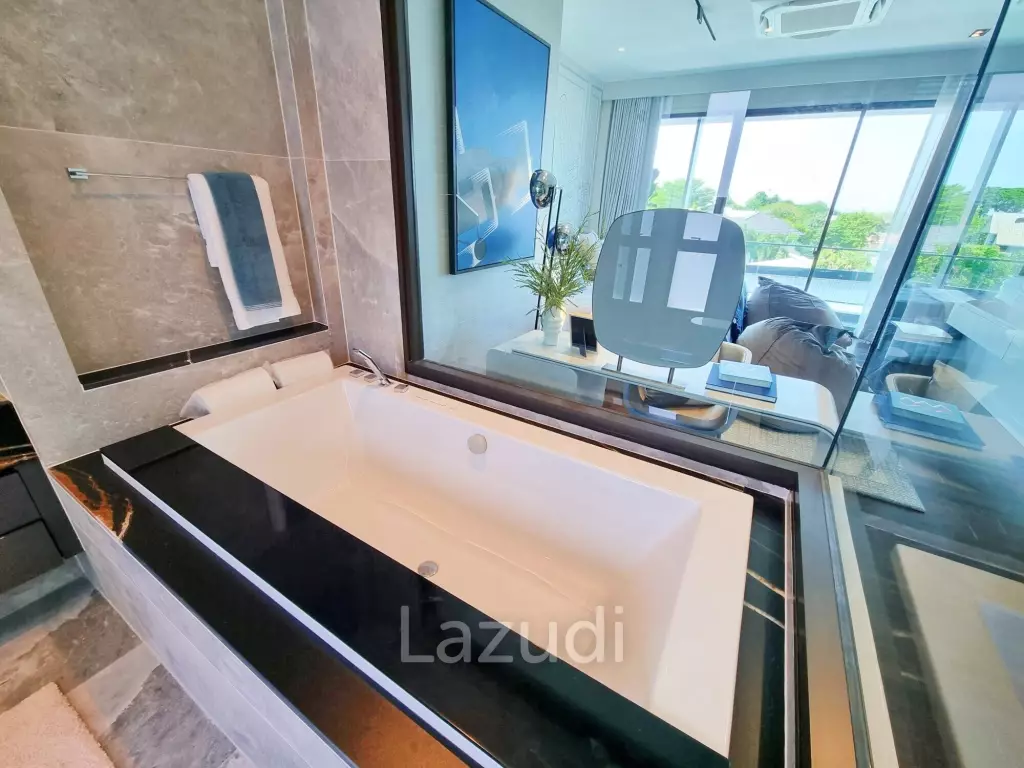 4 Bed 7 Bath 846 SQ.M Ninety-Five East One