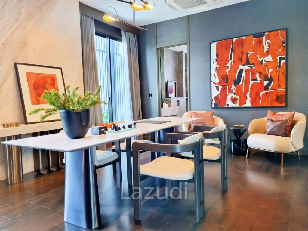 4 Bed 7 Bath 846 SQ.M Ninety-Five East One