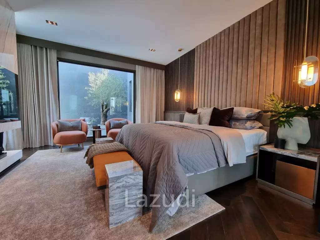 4 Bed 7 Bath 846 SQ.M Ninety-Five East One