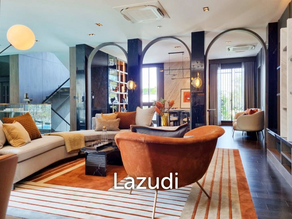 4 Bed 7 Bath 846 SQ.M Ninety-Five East One