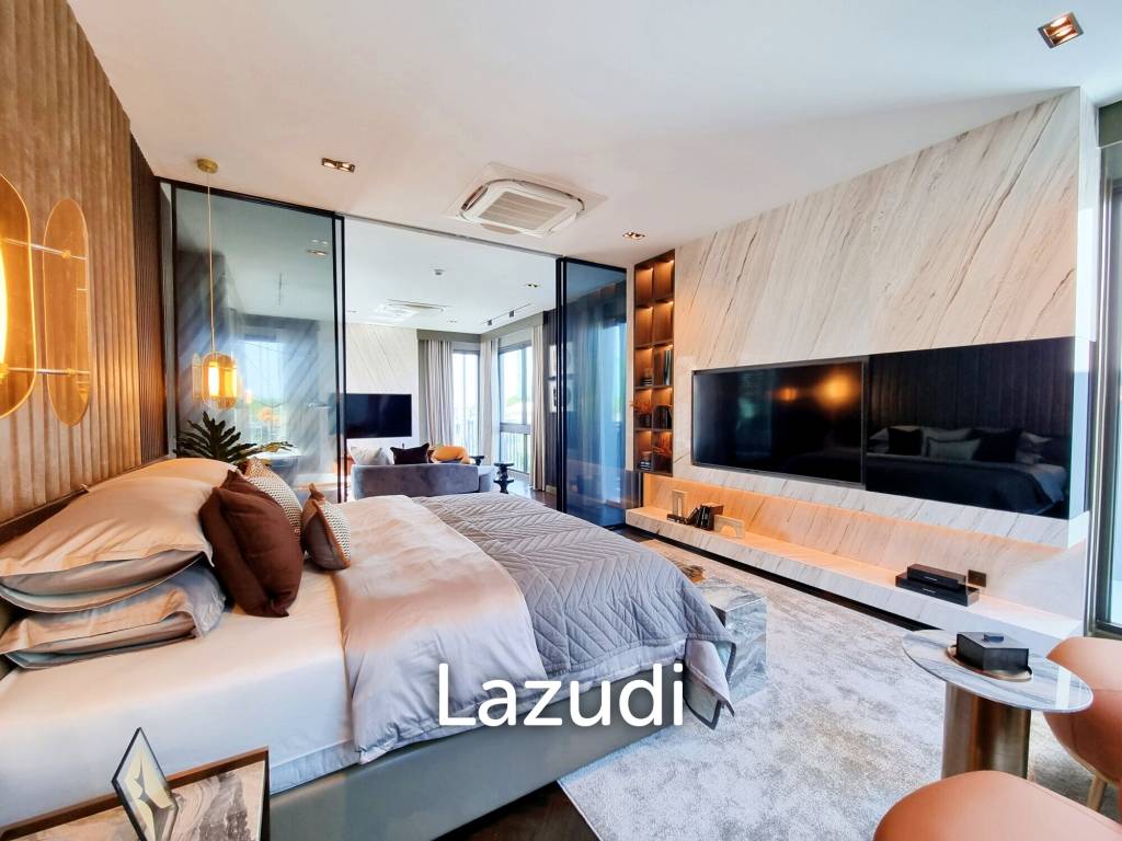 4 Bed 7 Bath 846 SQ.M Ninety-Five East One