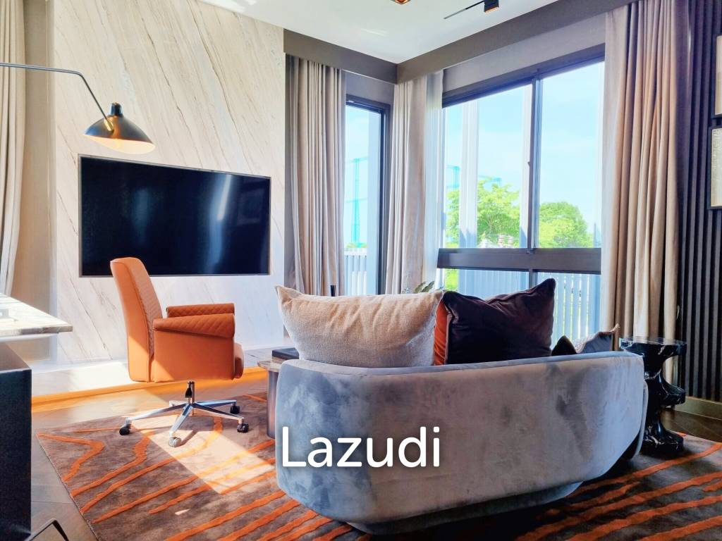 4 Bed 7 Bath 846 SQ.M Ninety-Five East One