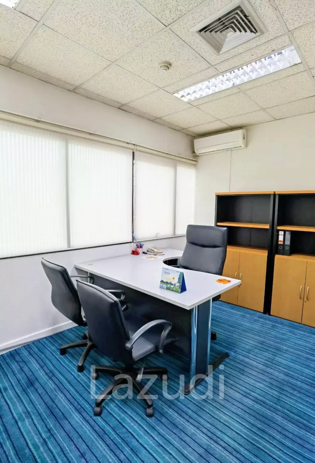 Office at Sorachai Ekkamai Building