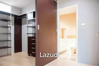 3 Bed 3 Bath 320 SQ.M House in Sukhumvit 49/14