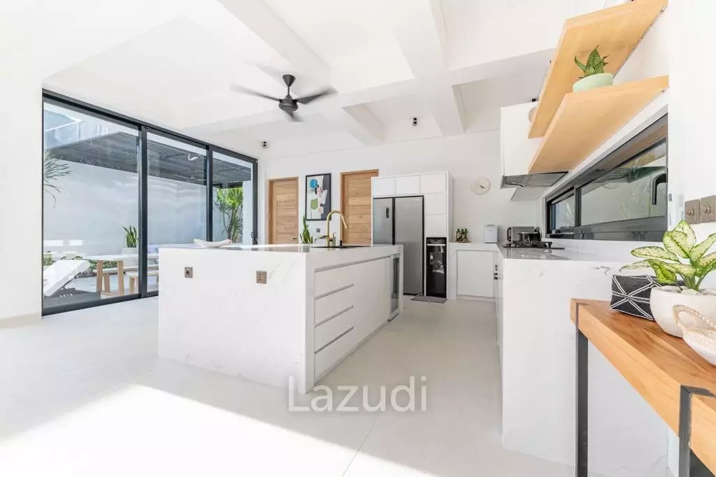 Luxurious Modern Villa Walking Distance to Bingin Beach