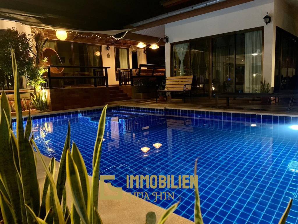 Baan Araya: 3 Schlafzimmer Pool Villa in der Soi 102