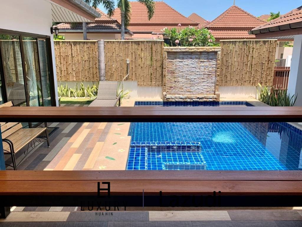 Baan Araya : 3 Bed Pool Villa On Soi 102