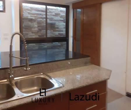 Baan Araya : 3 Bed Pool Villa On Soi 102