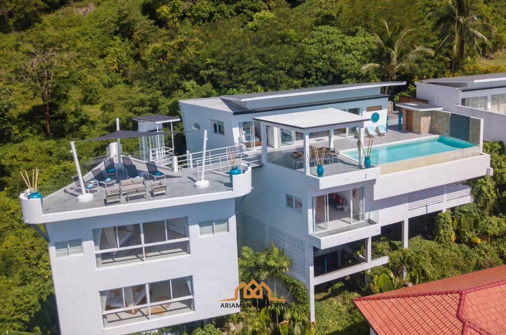 Villa in Chaweng Hills: Panoramic Sea Views, 5-Bedrooms