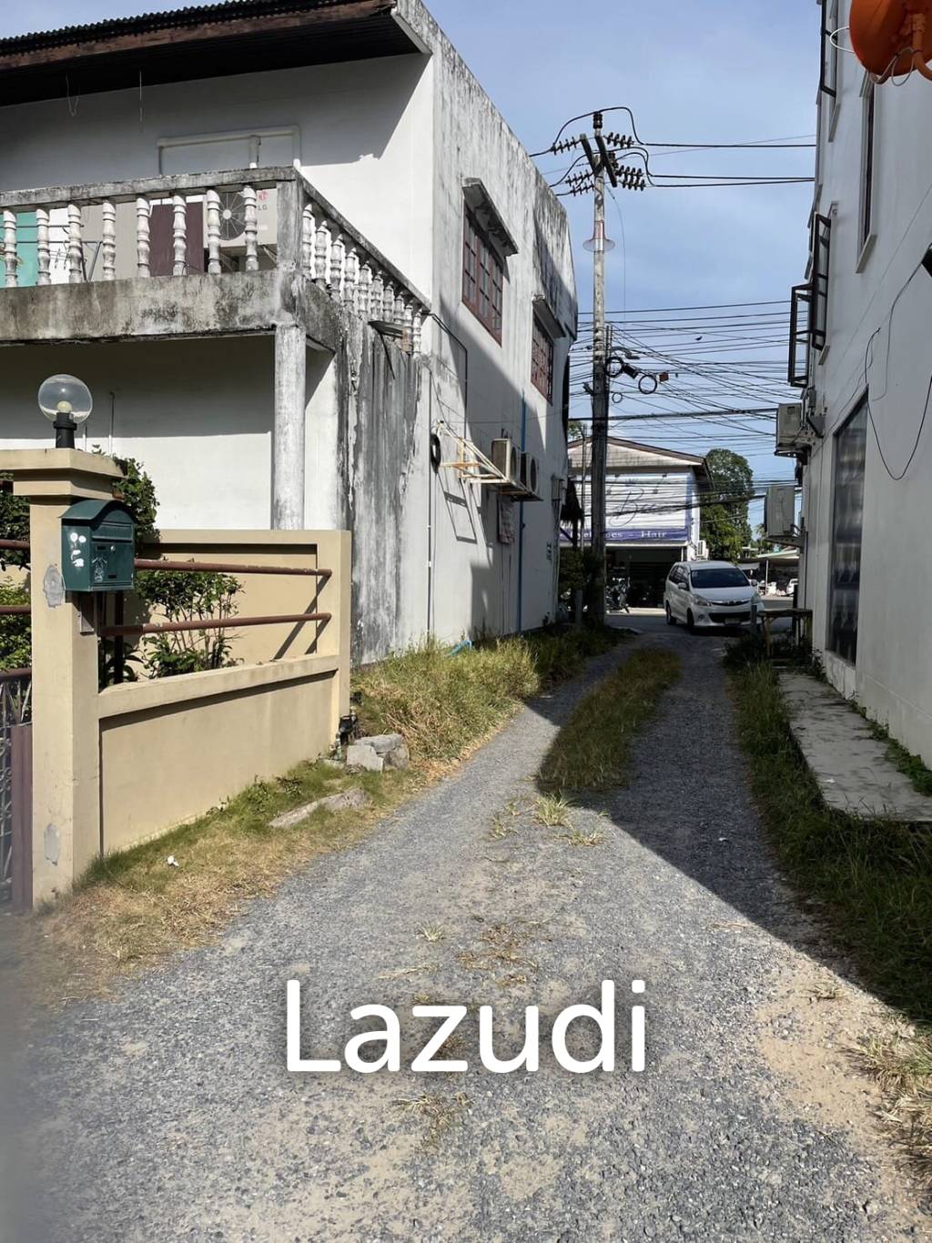 House and Freehold Land in the Heart of Fisherman's Village!