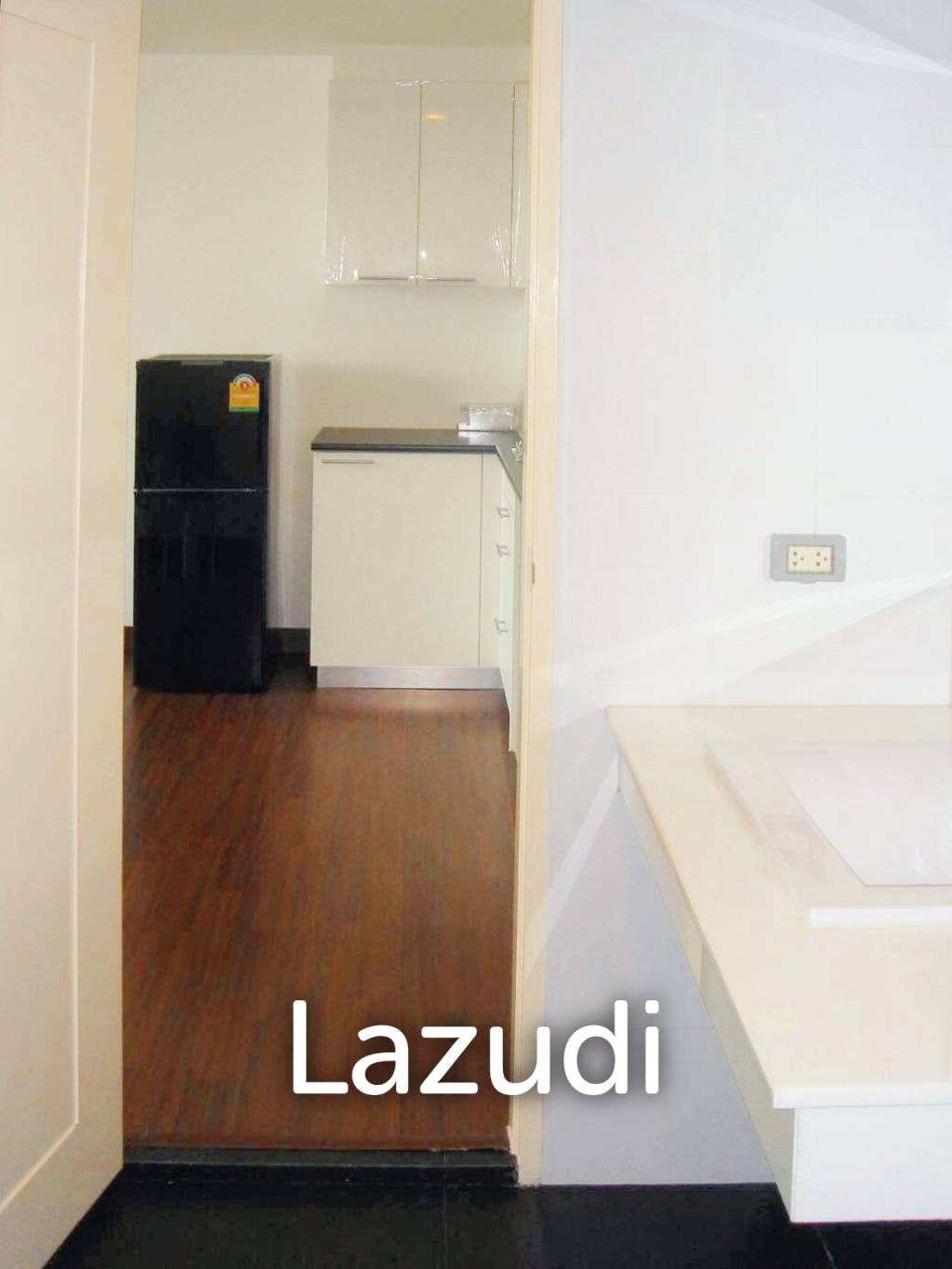 1 Bed 1 Bath 50 SQ.M D 65 Condominium
