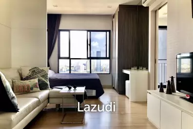 Studio 30 SQ.M Urbano Absolute Sathon-Taksin